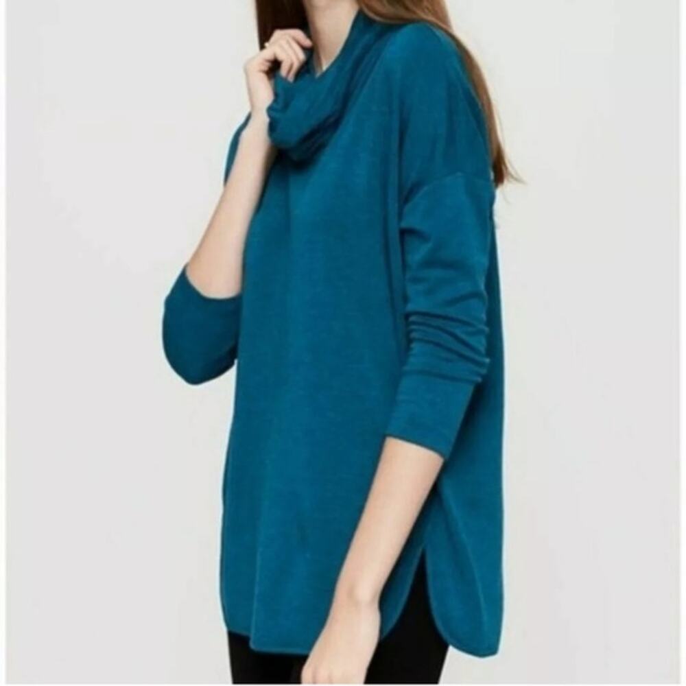 LOFT Lou & Grey Mediterranean Teal Signaturesoft Cowl Shirttail Top Size Medium